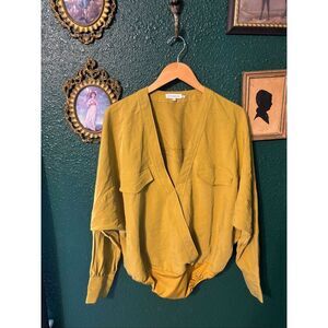 Good American Utility Cargo Mustard Bodysuit Size 5 Green Deep V Neck